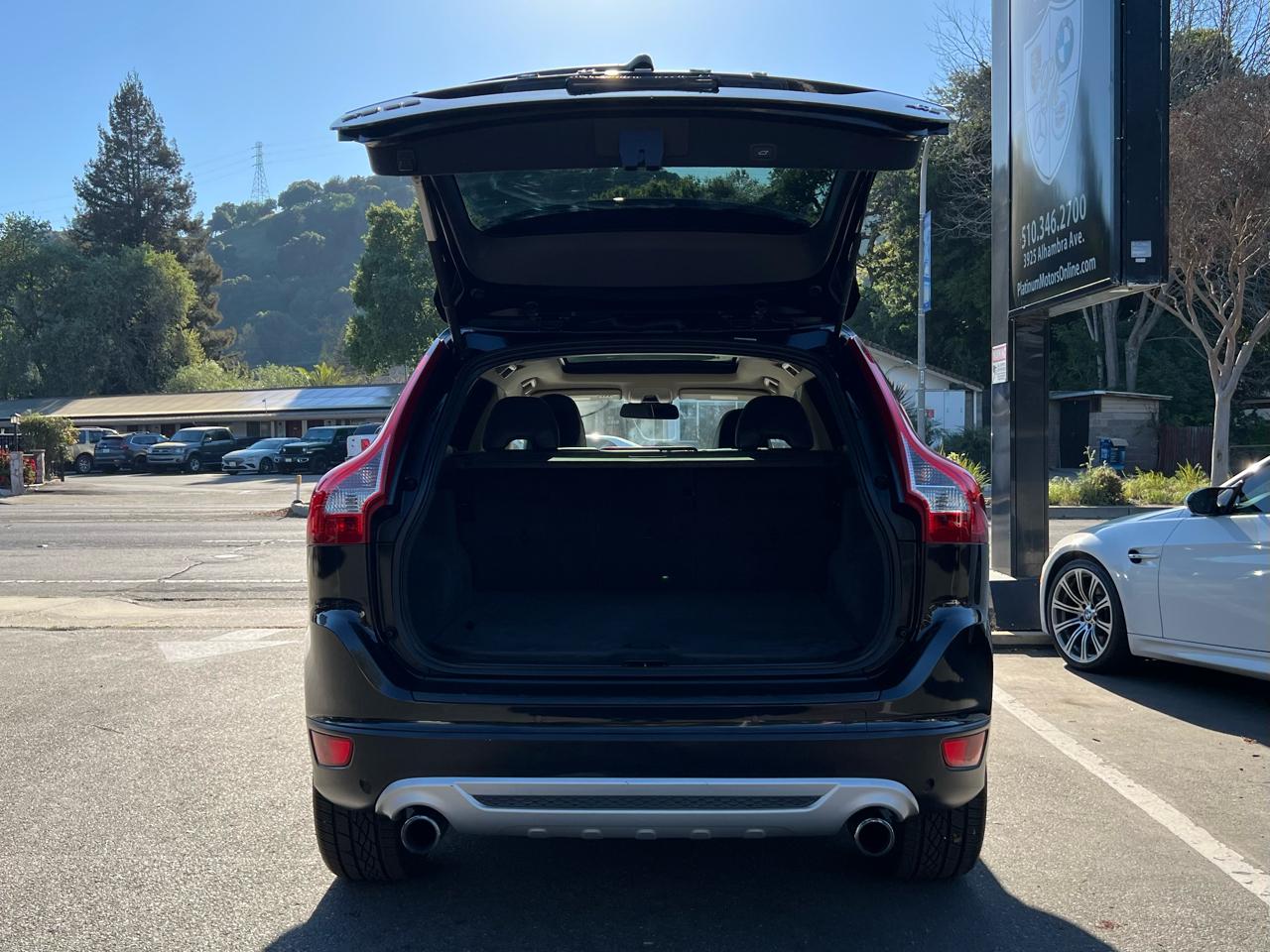 Volvo XC60 AWD 4dr 3.0T 2010