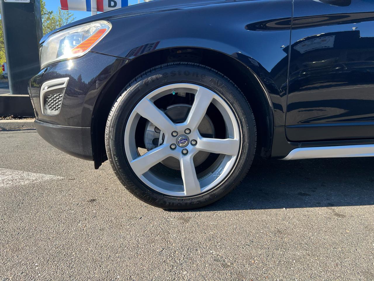 Volvo XC60 AWD 4dr 3.0T 2010