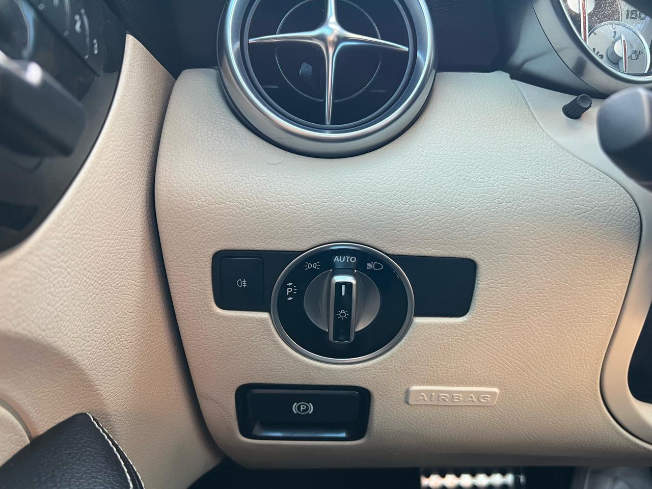 Mercedes-Benz SLK  2016