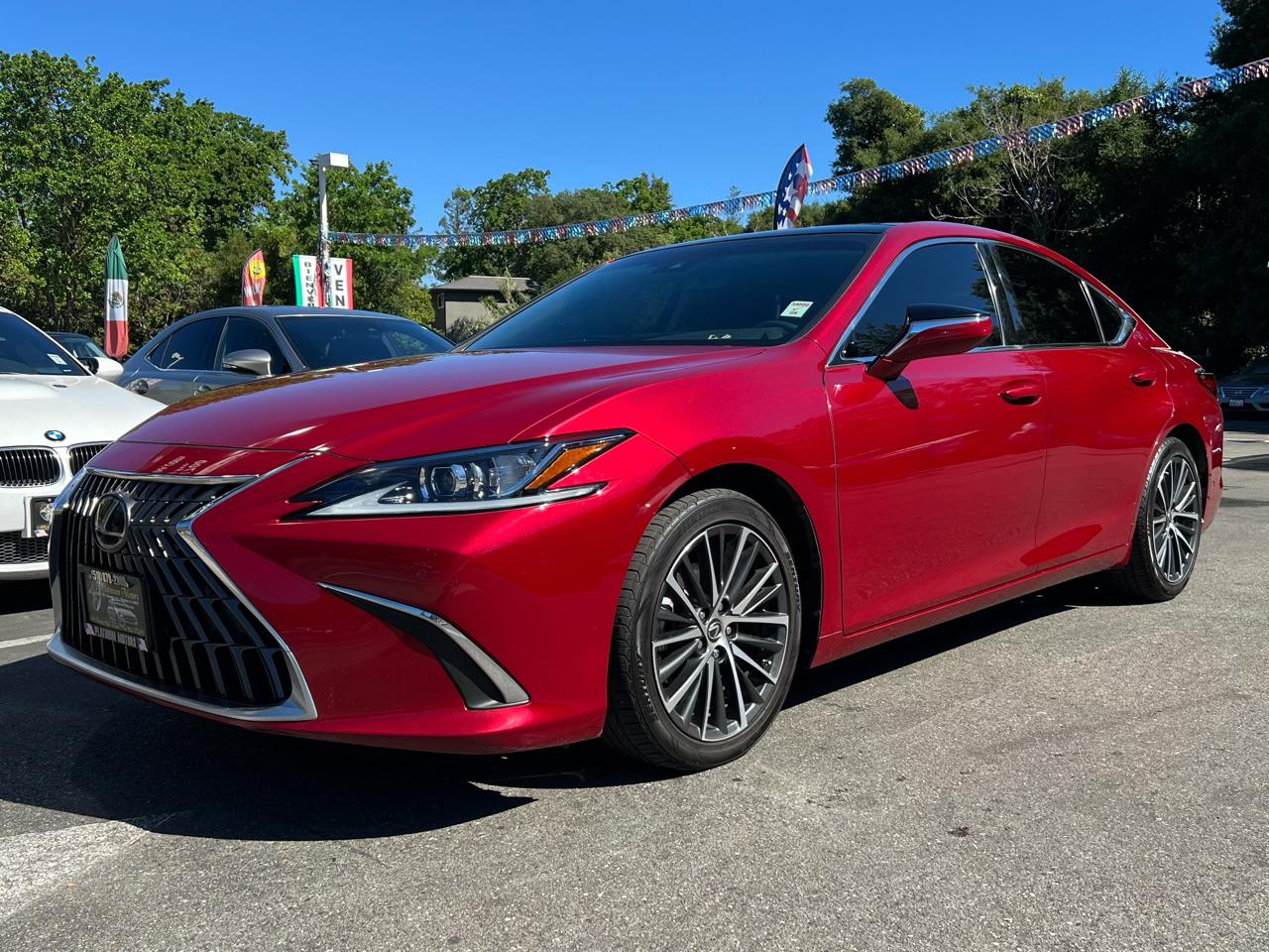 Lexus ES  2022
