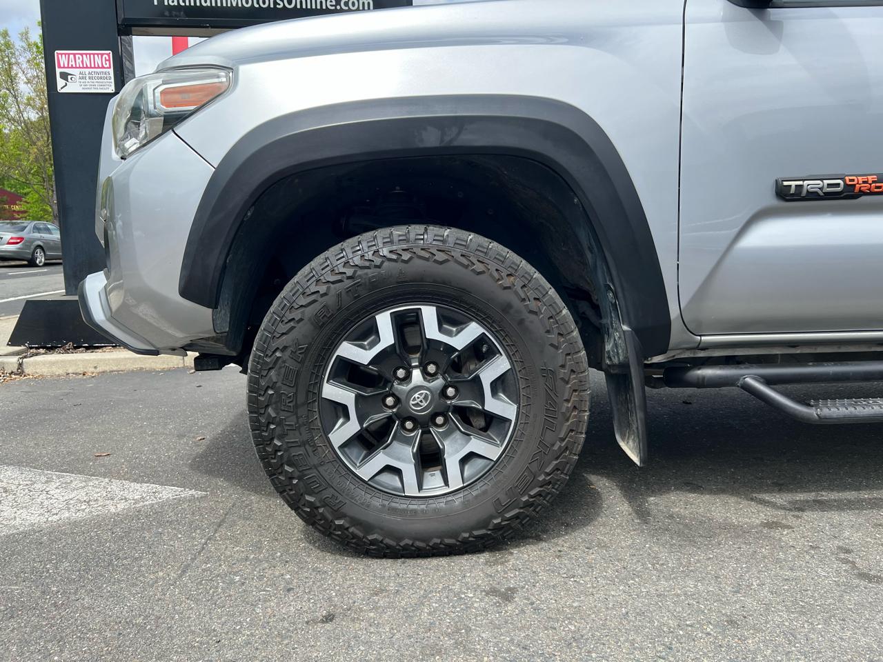 Toyota Tacoma 4WD  2020
