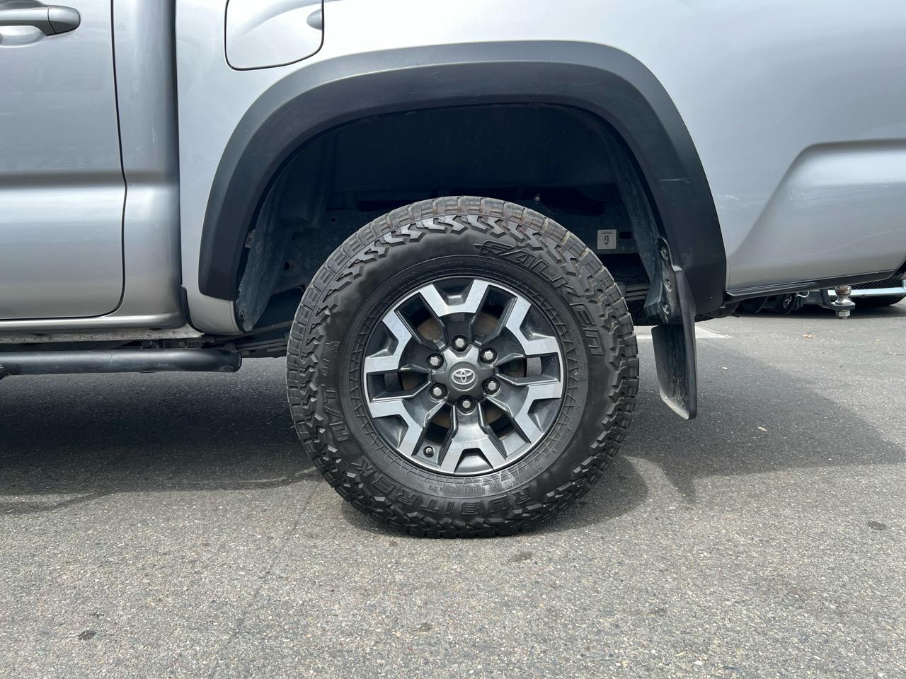 Toyota Tacoma 4WD  2020