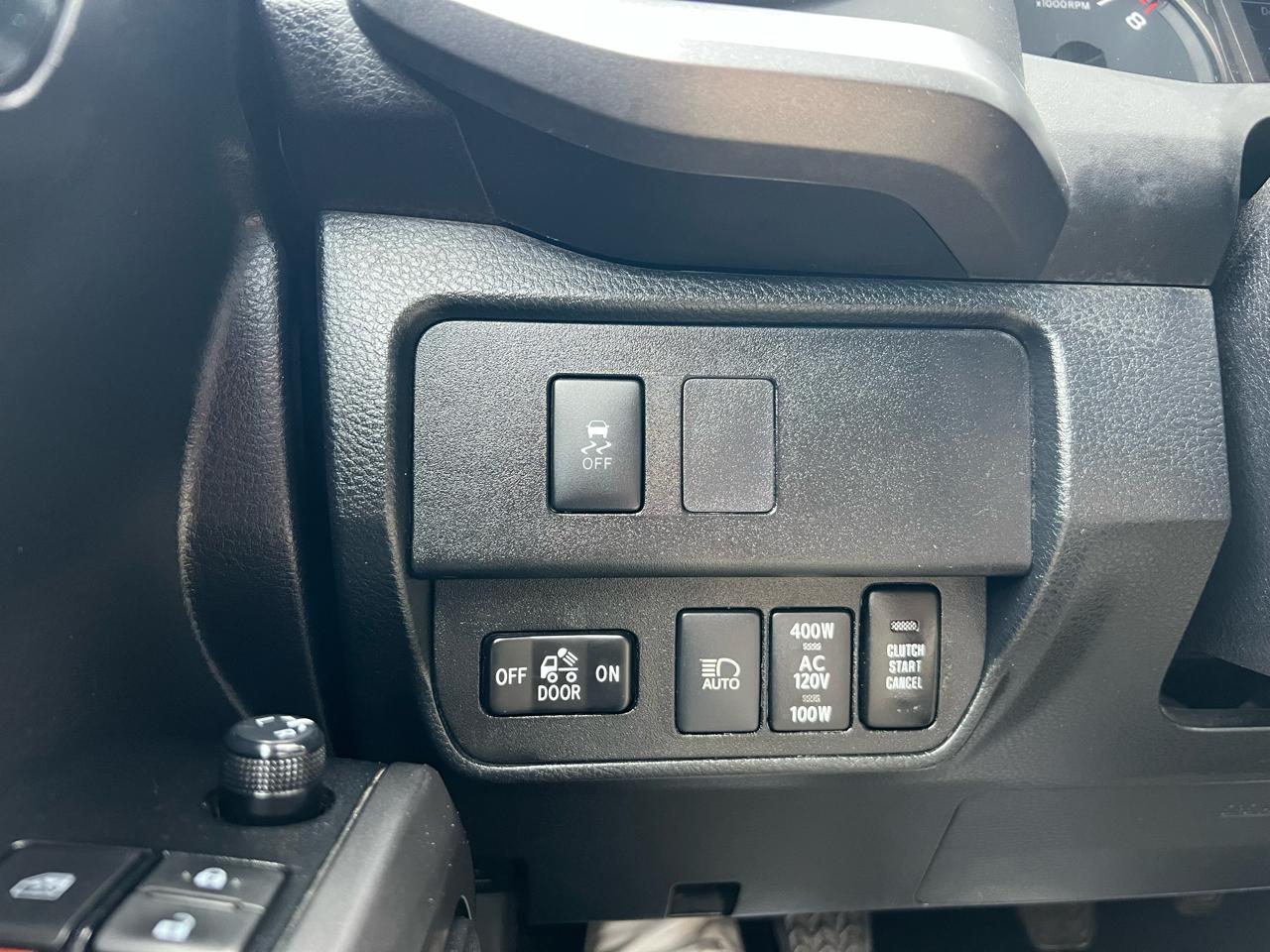 Toyota Tacoma 4WD  2020