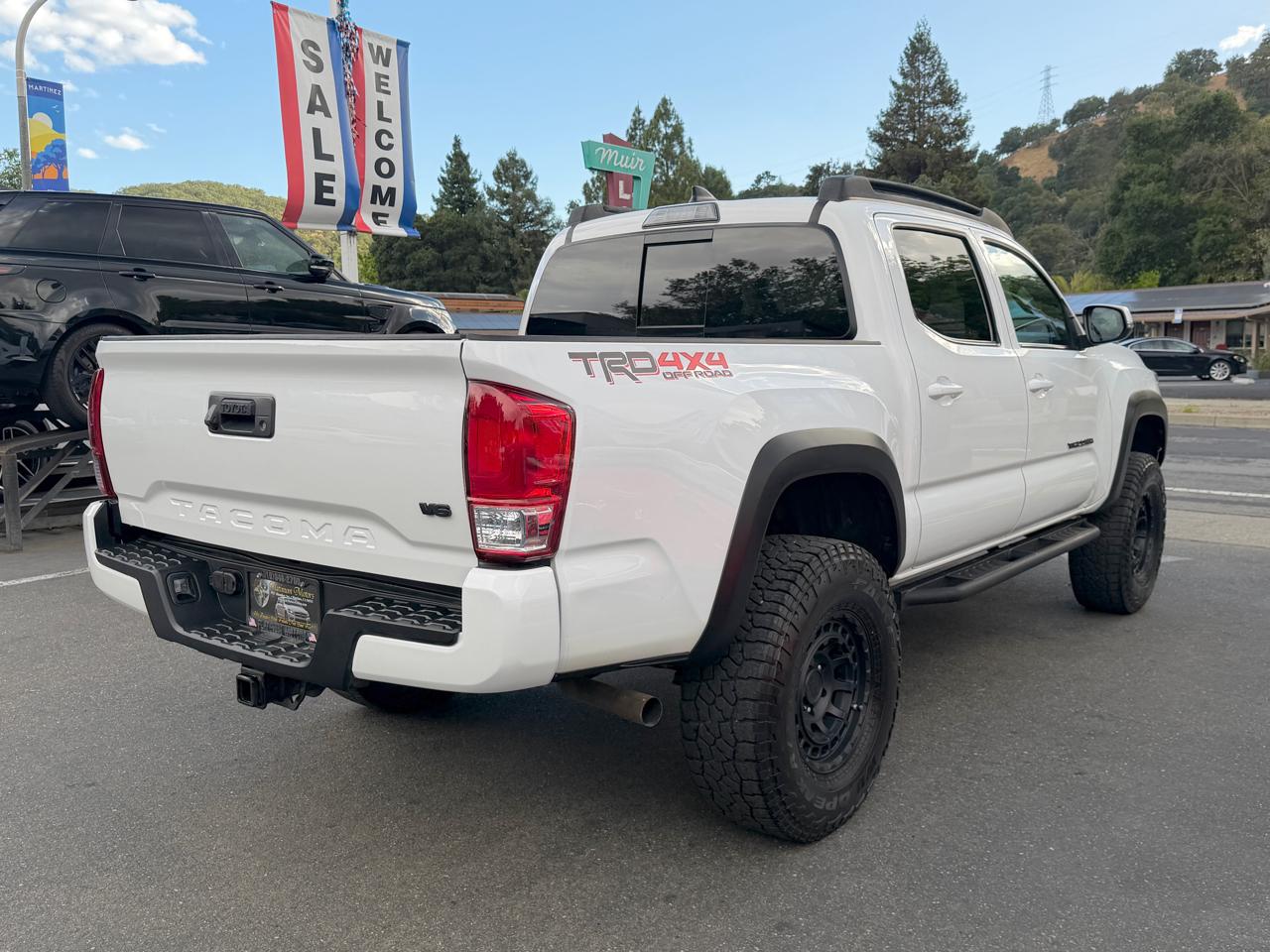 Toyota Tacoma 4WD  2019