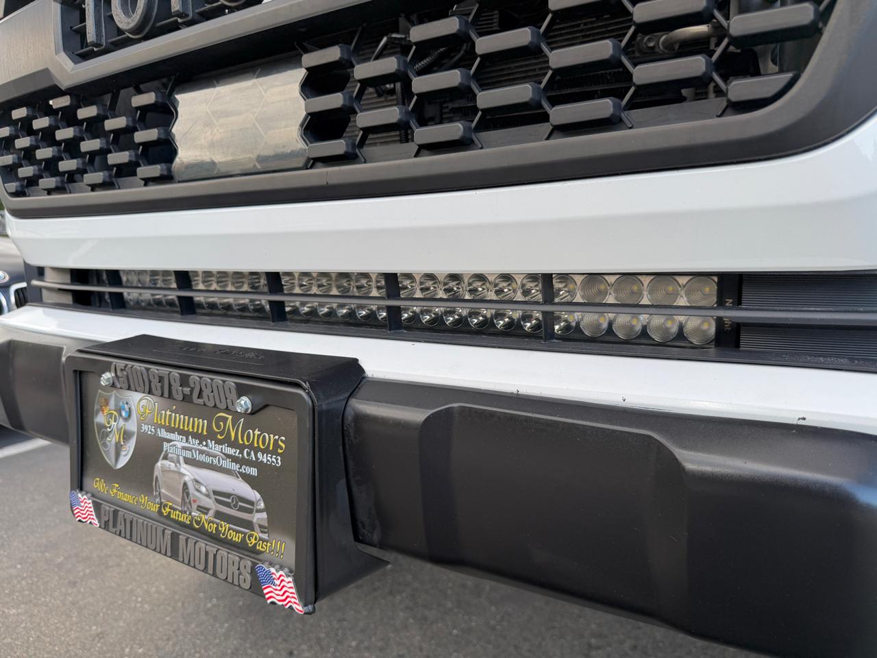 Toyota Tacoma 4WD  2019