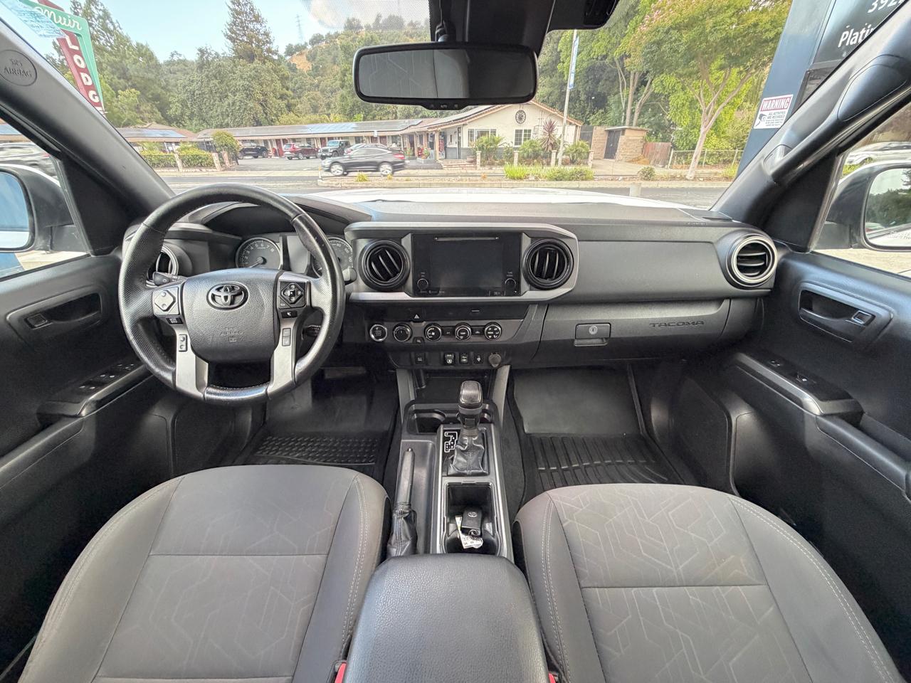 Toyota Tacoma 4WD  2019