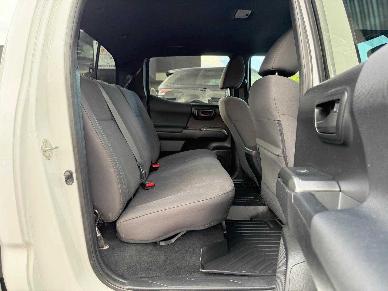Toyota Tacoma 4WD  2019
