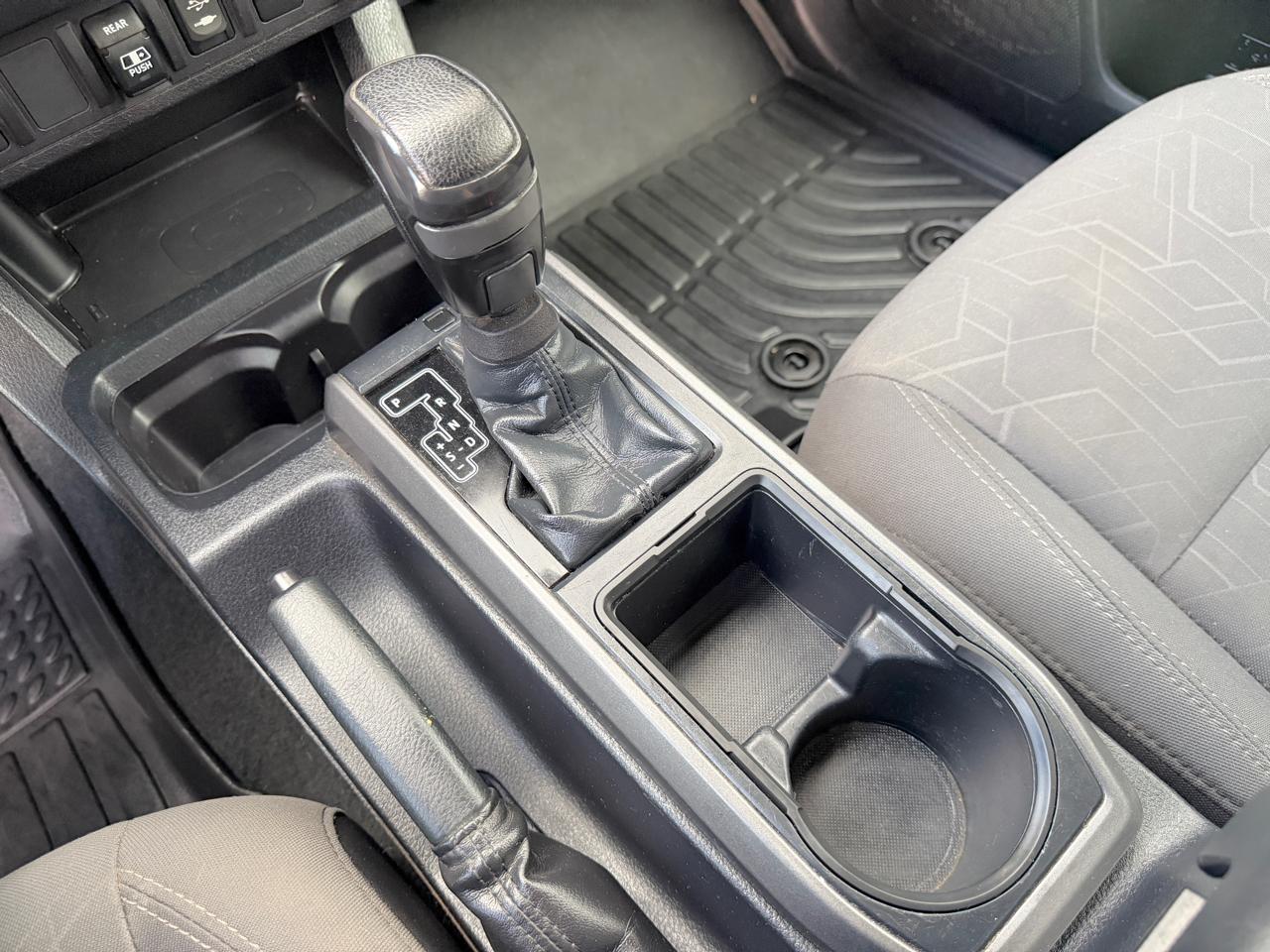 Toyota Tacoma 4WD  2019