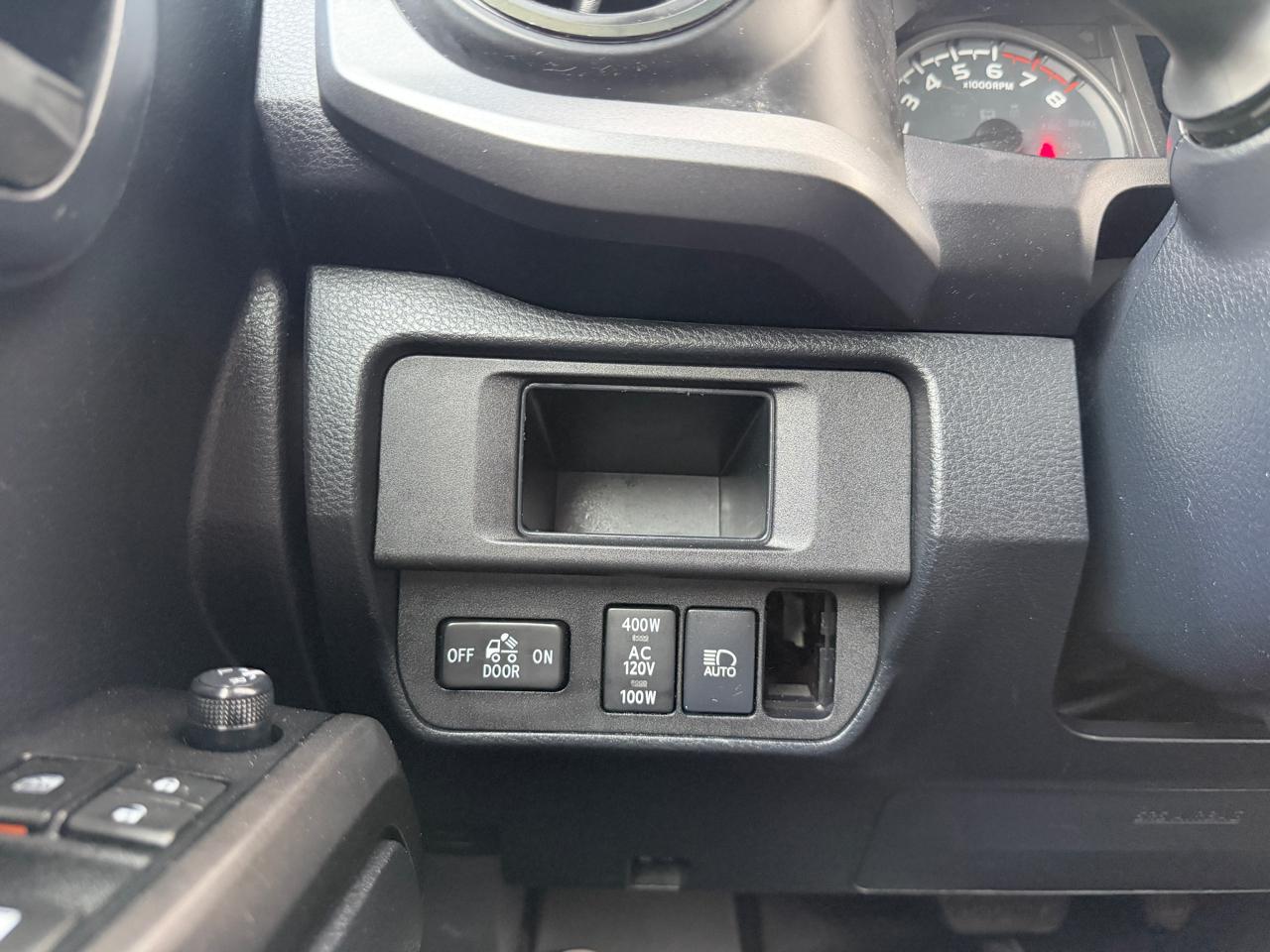 Toyota Tacoma 4WD  2019