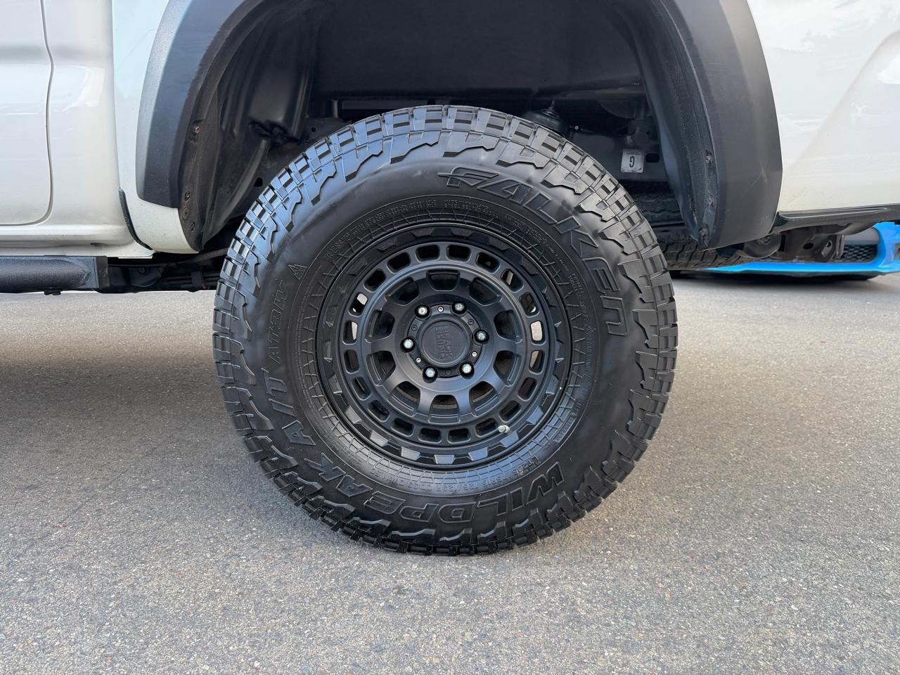 Toyota Tacoma 4WD  2019