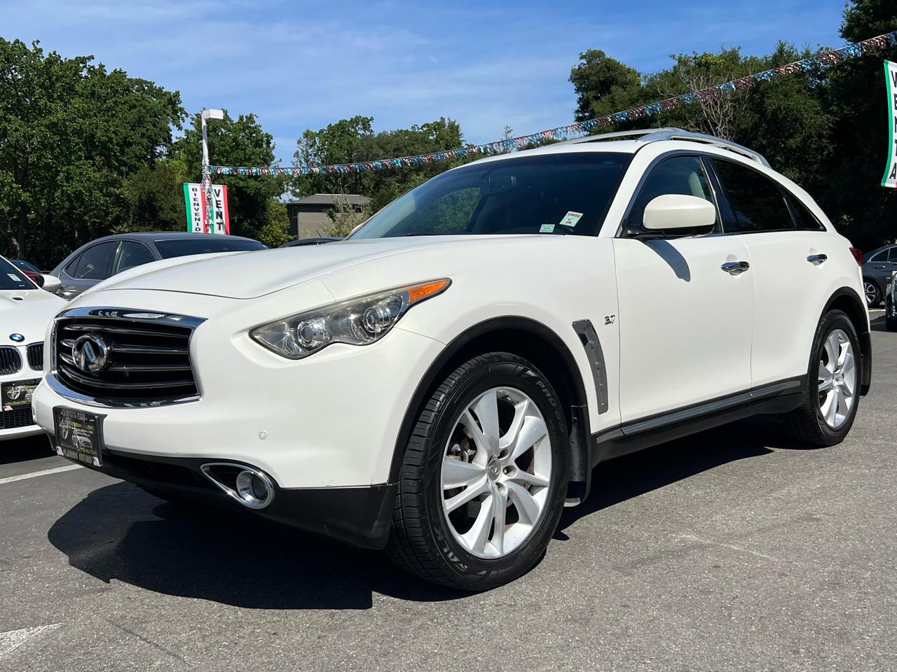 Infiniti QX70  2014