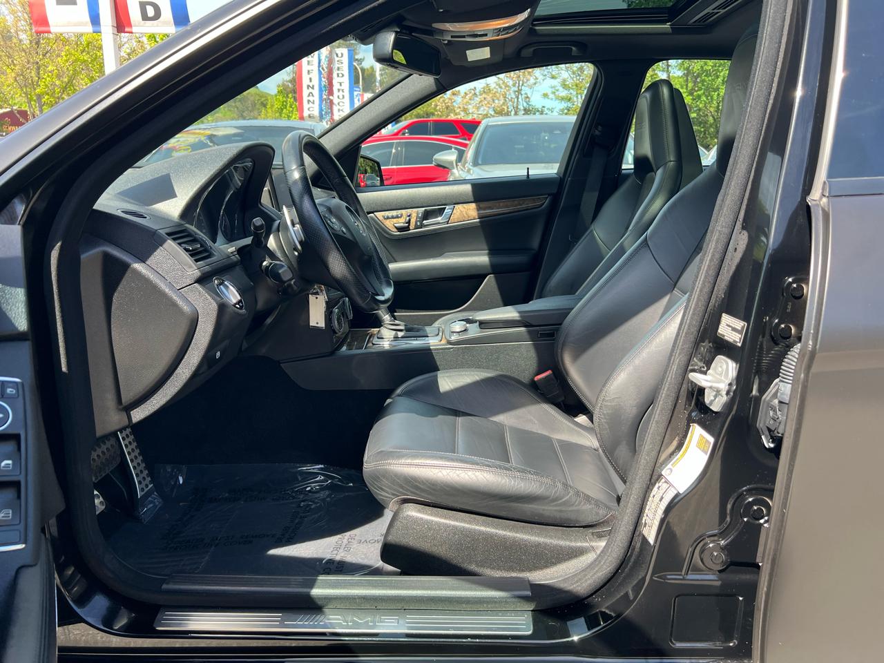 Mercedes-Benz C-Class  2010