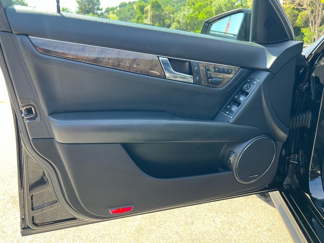 Mercedes-Benz C-Class  2010