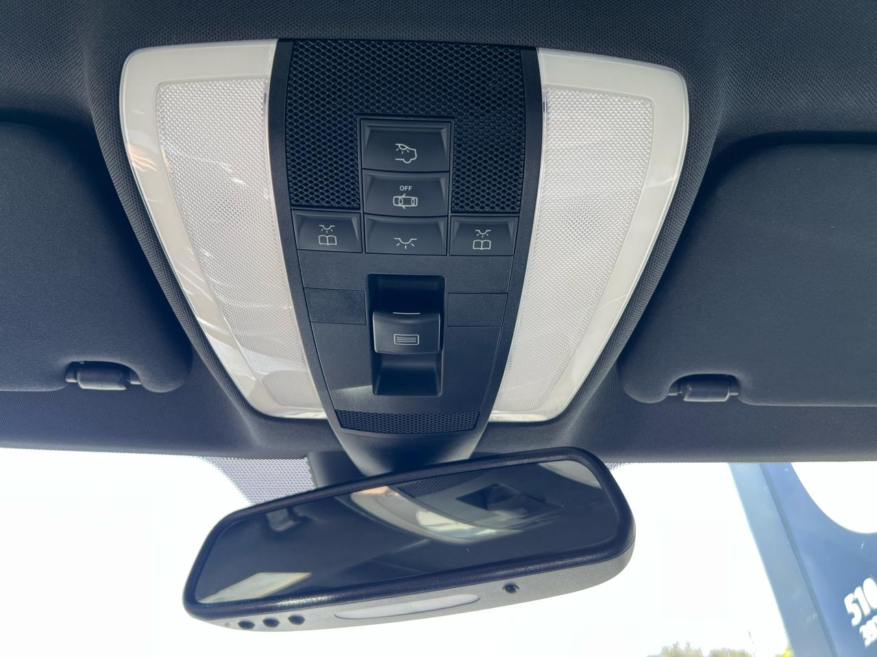 Mercedes-Benz C-Class  2010