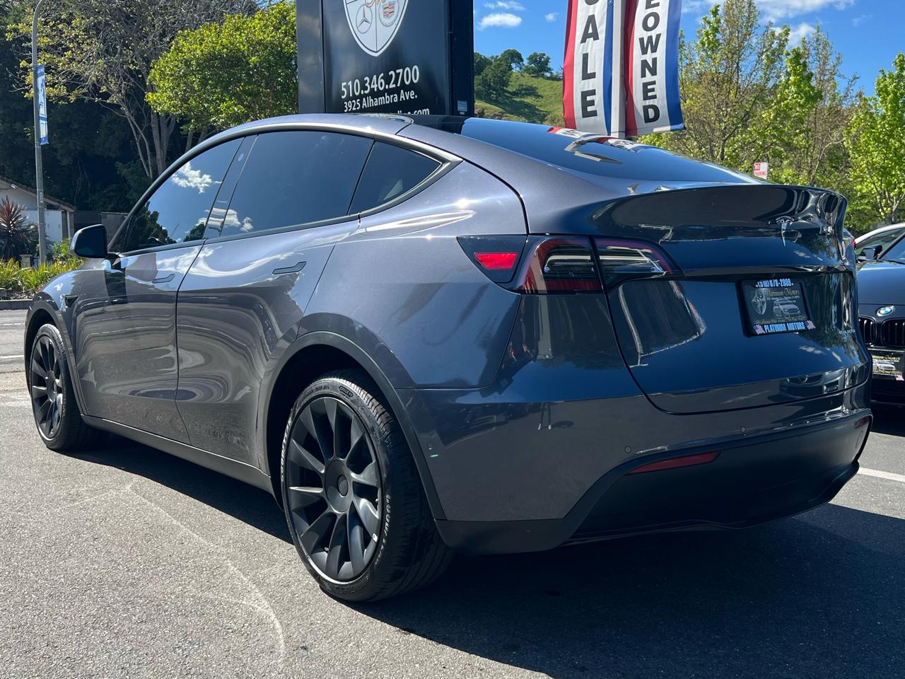Tesla Model Y  2021