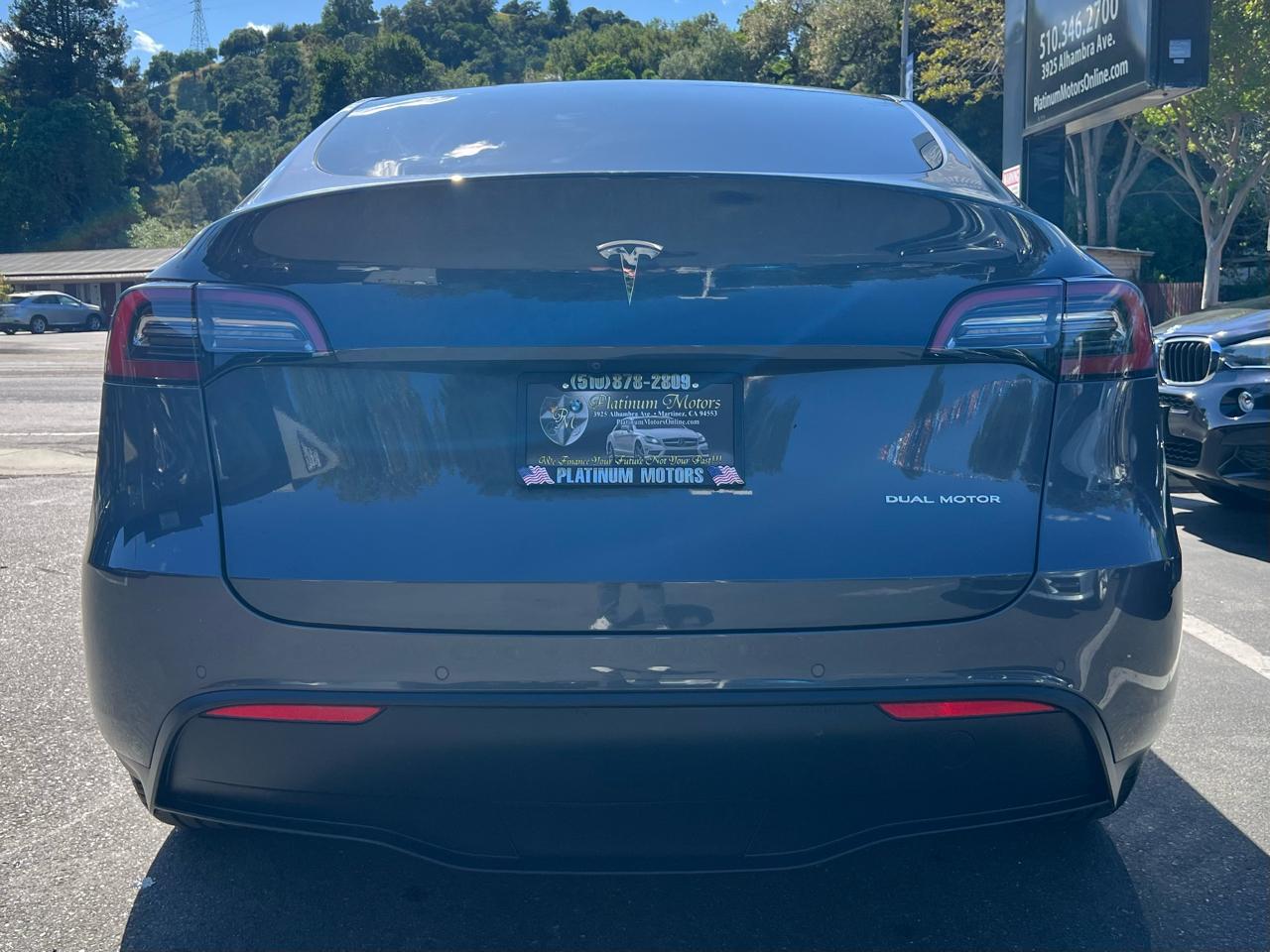 Tesla Model Y  2021