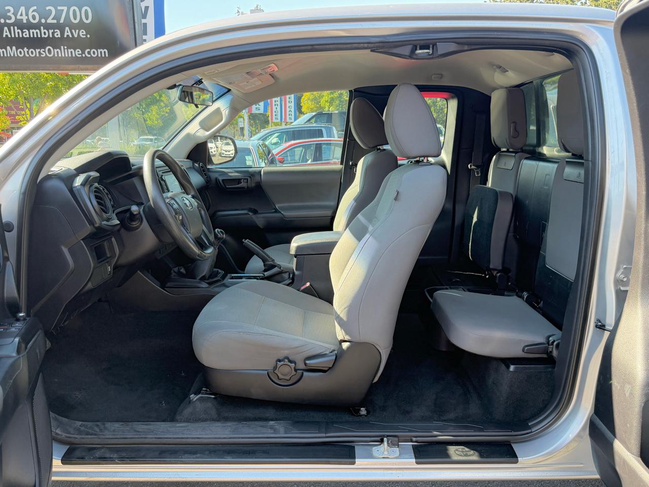 Toyota Tacoma  2016