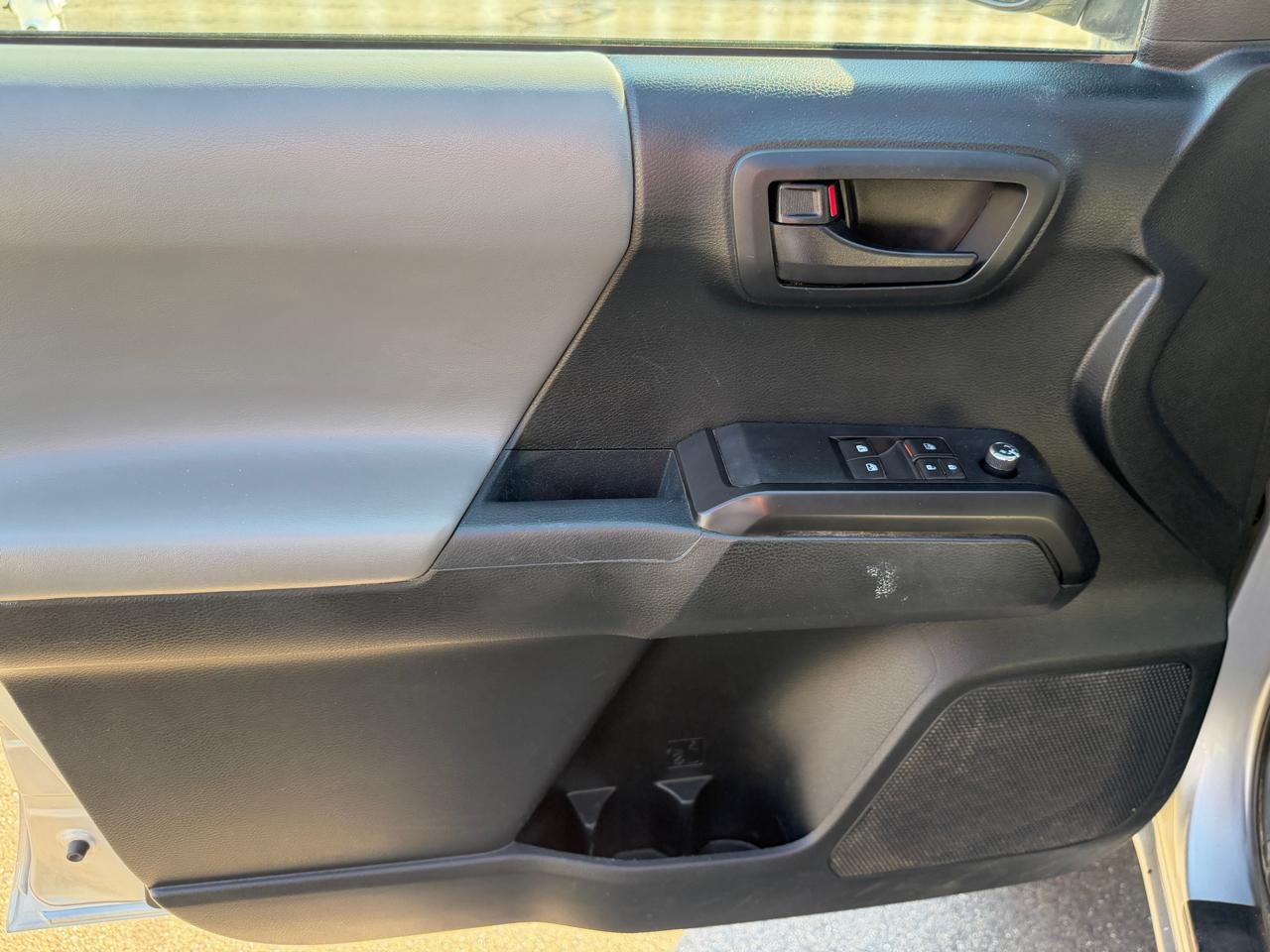 Toyota Tacoma  2016