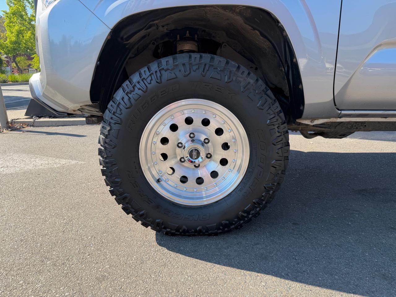 Toyota Tacoma  2016