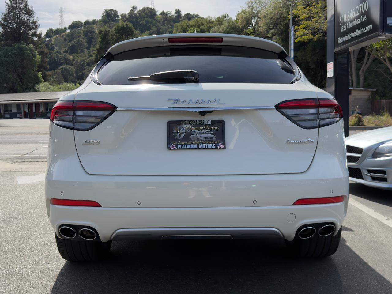 Maserati Levante  2021