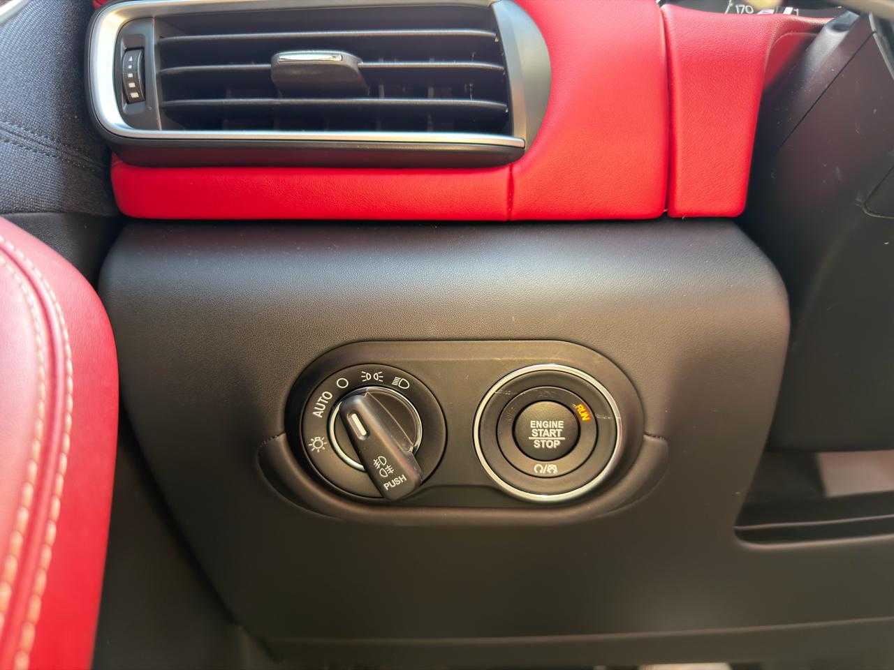 Maserati Levante  2021