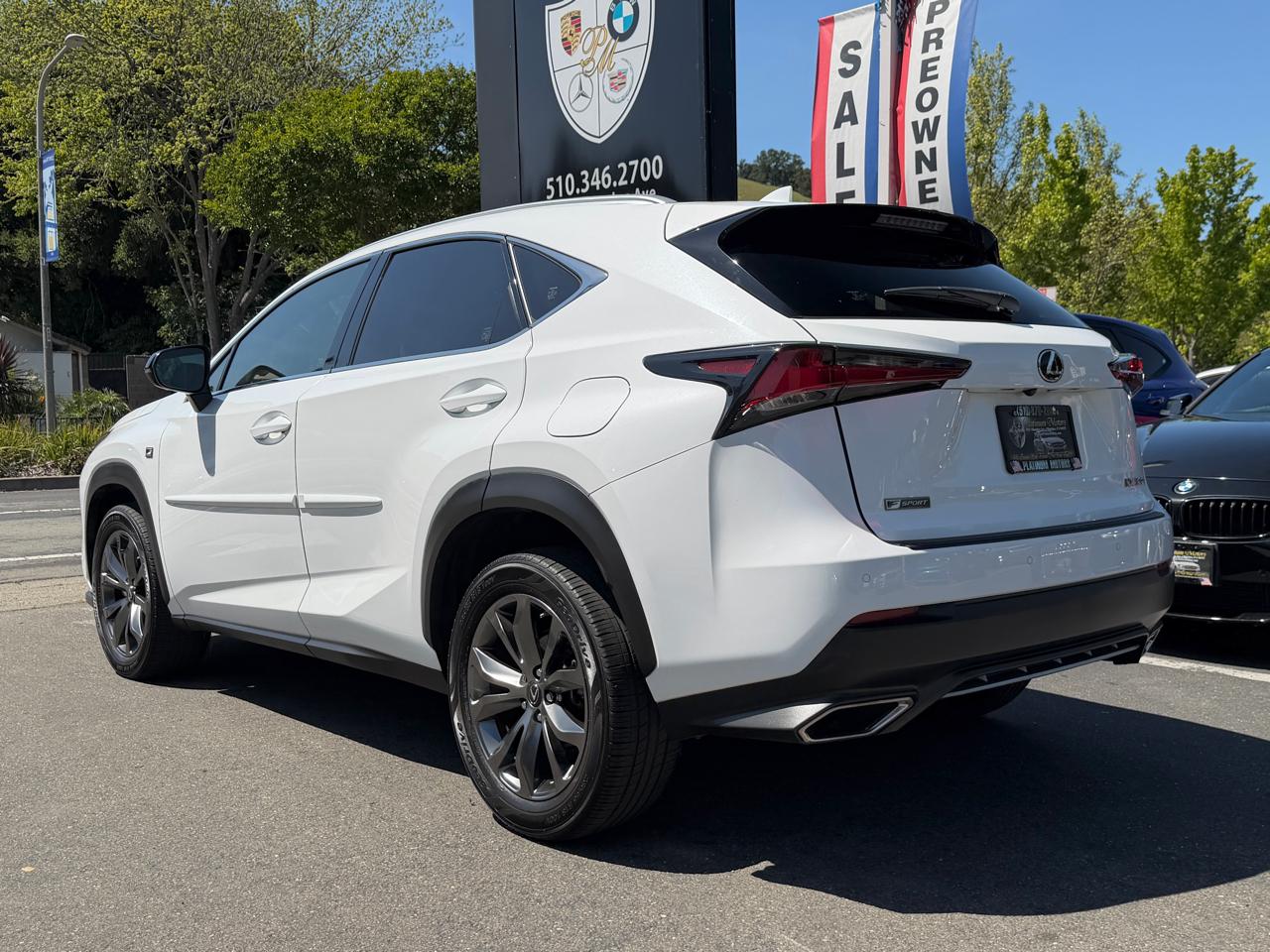 Lexus NX  2021