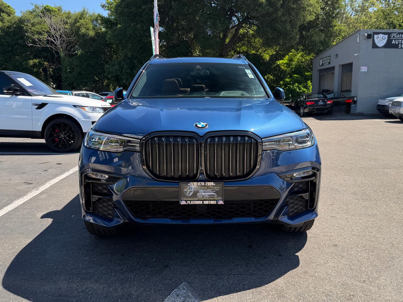 BMW X7  2021