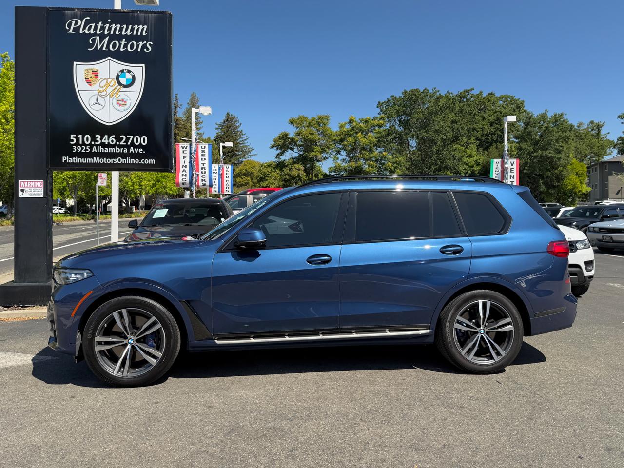 BMW X7  2021