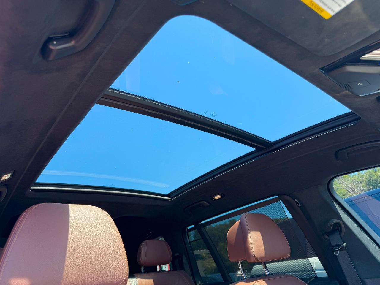 BMW X7  2021