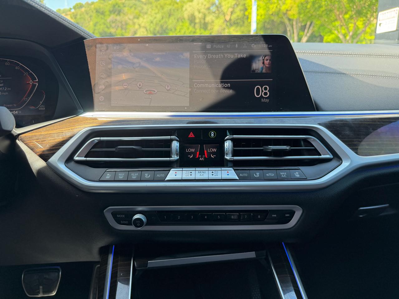 BMW X7  2021