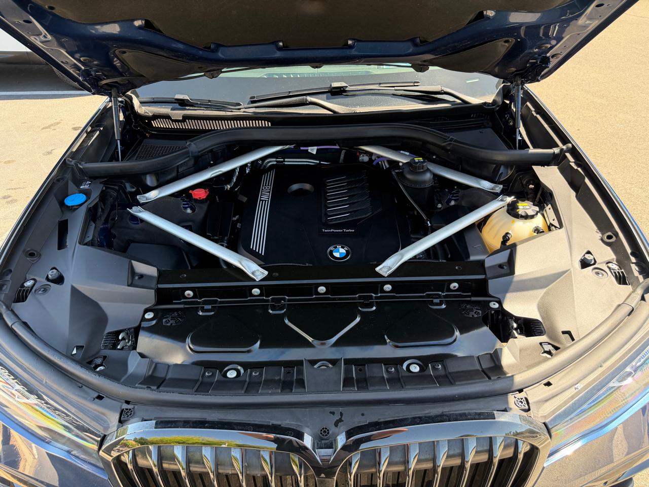 BMW X7  2021