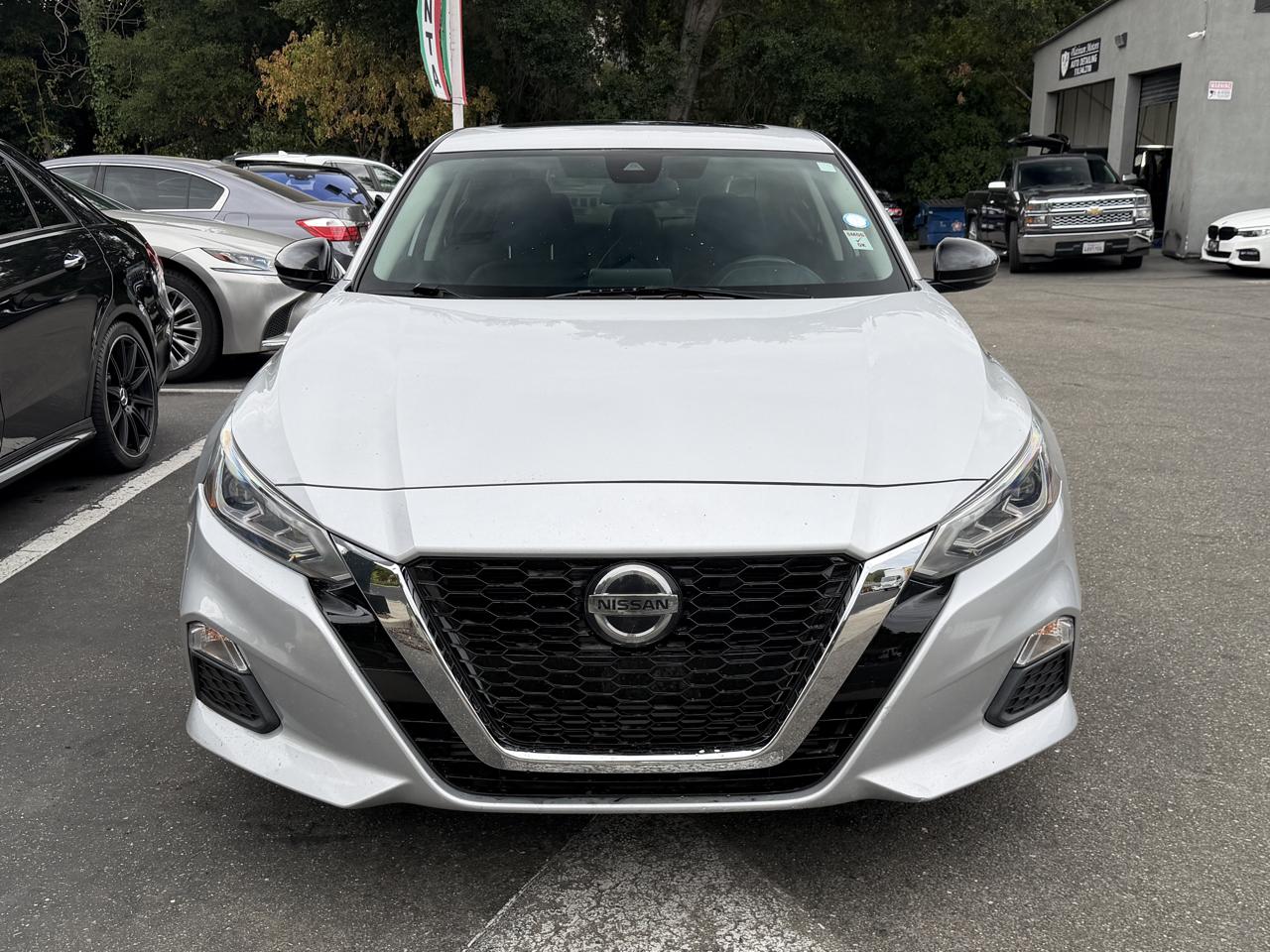Nissan Altima 2.0 SR Sedan 2022
