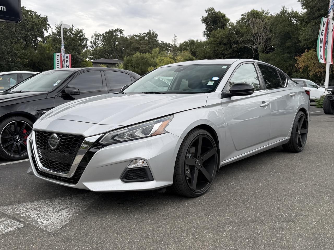 Nissan Altima 2.0 SR Sedan 2022