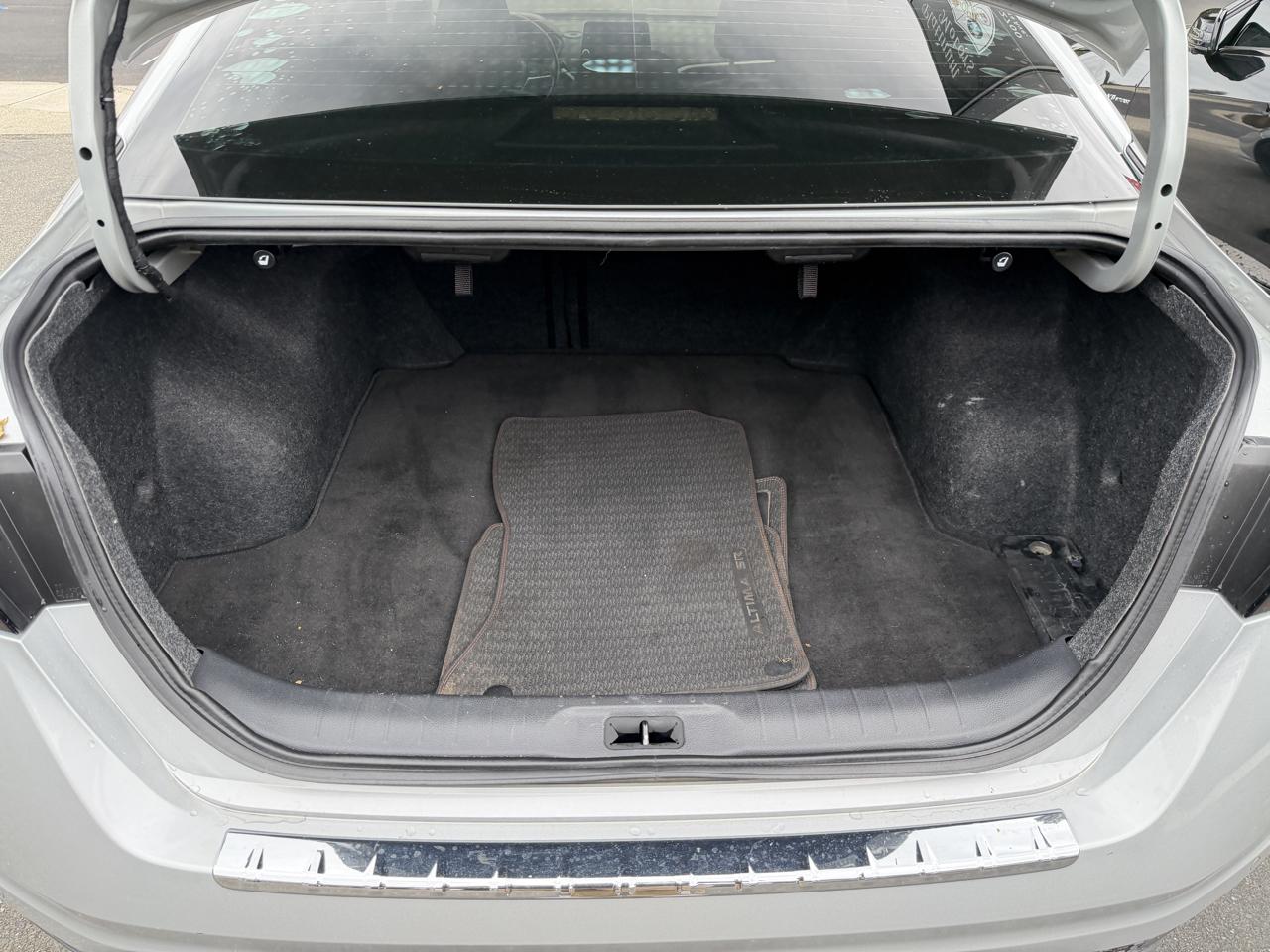 Nissan Altima 2.0 SR Sedan 2022