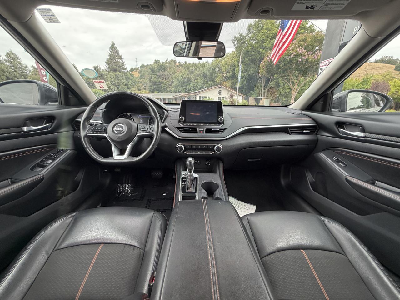 Nissan Altima 2.0 SR Sedan 2022