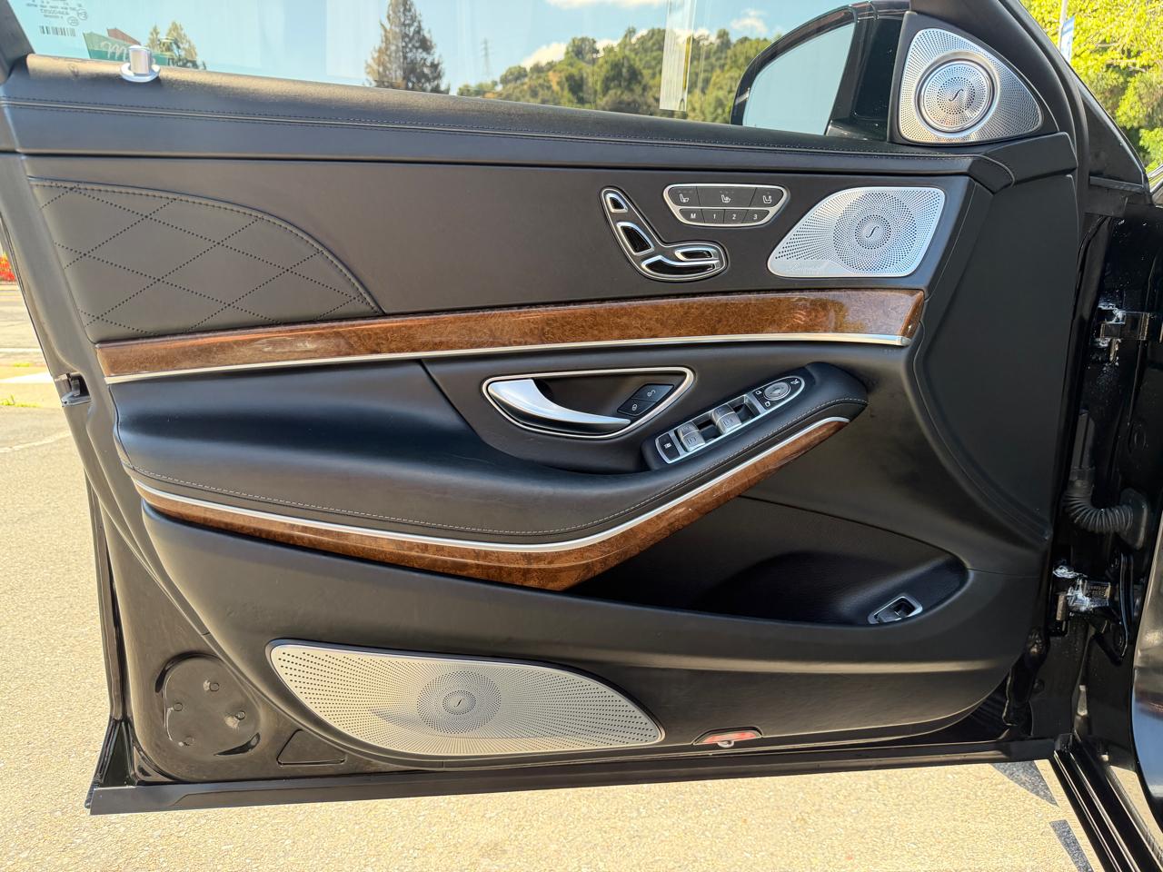 Mercedes-Benz S-Class 4dr Sdn Maybach S 600 RWD 2016