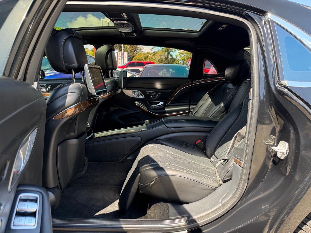 Mercedes-Benz S-Class 4dr Sdn Maybach S 600 RWD 2016