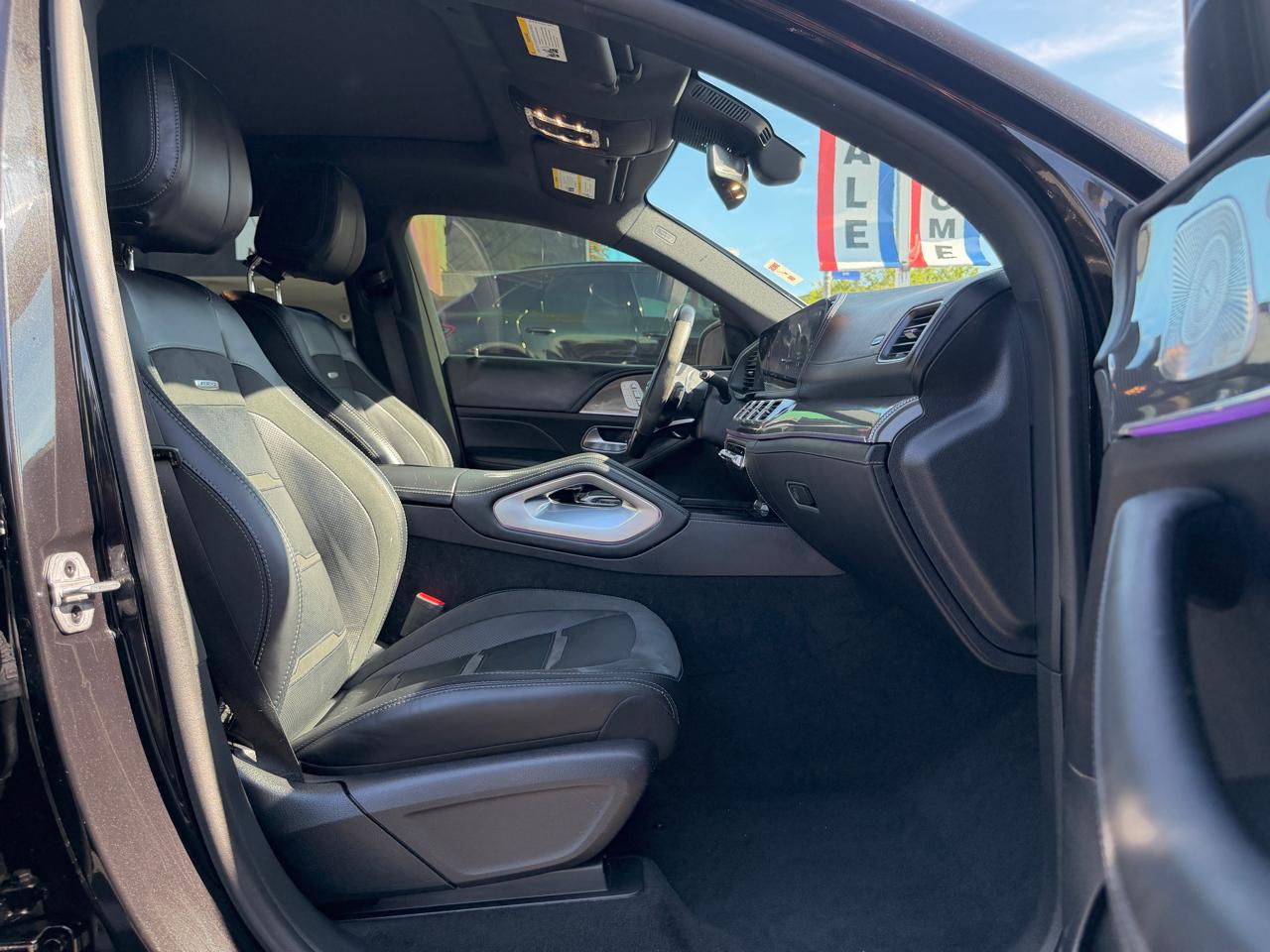 Mercedes-Benz GLE  2021