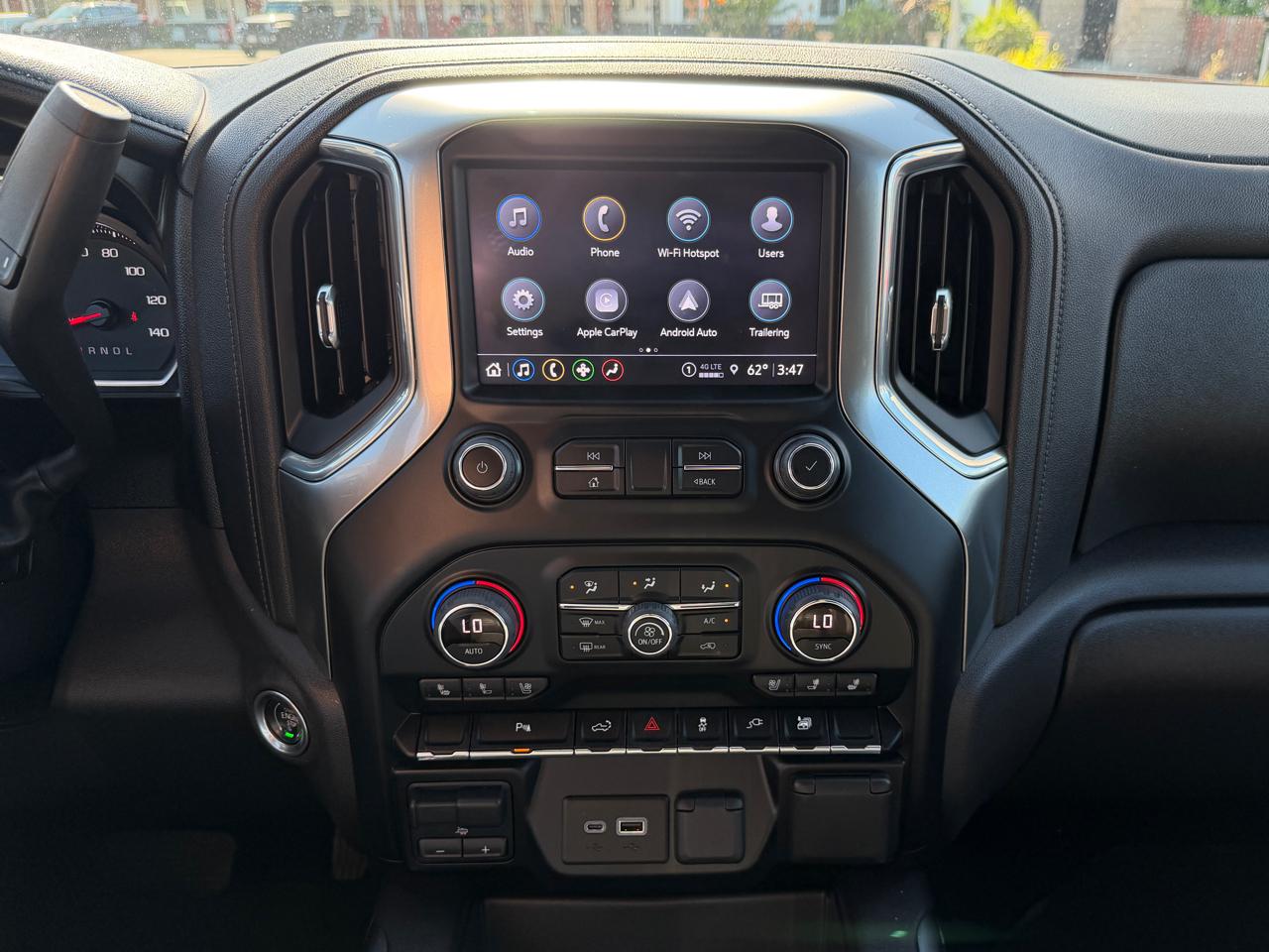 Chevrolet Silverado 1500  2021