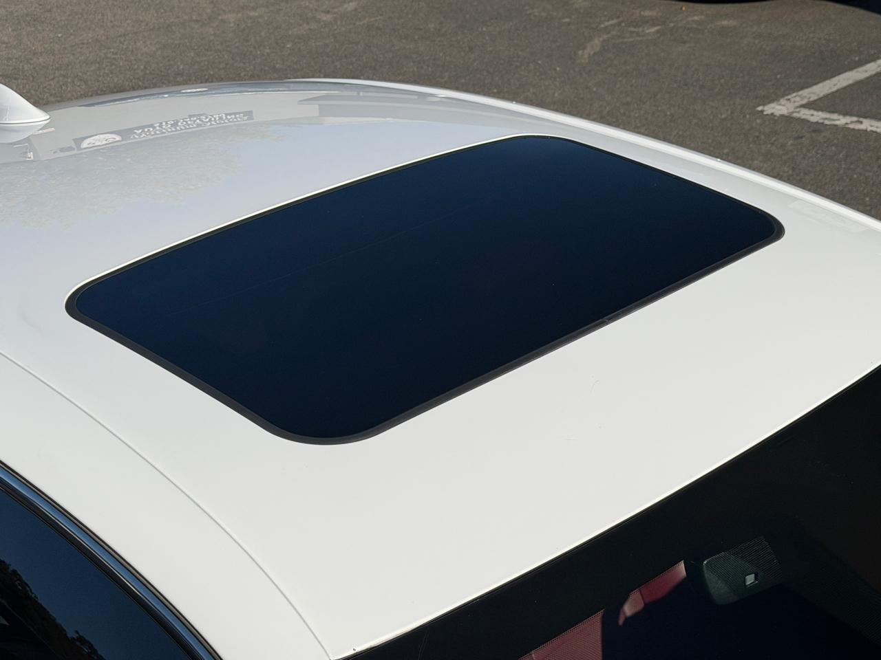 Lexus IS  2019