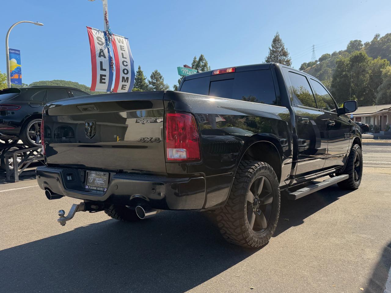 RAM 1500 Big Horn 4x4 Crew Cab 5'7" Box 2018