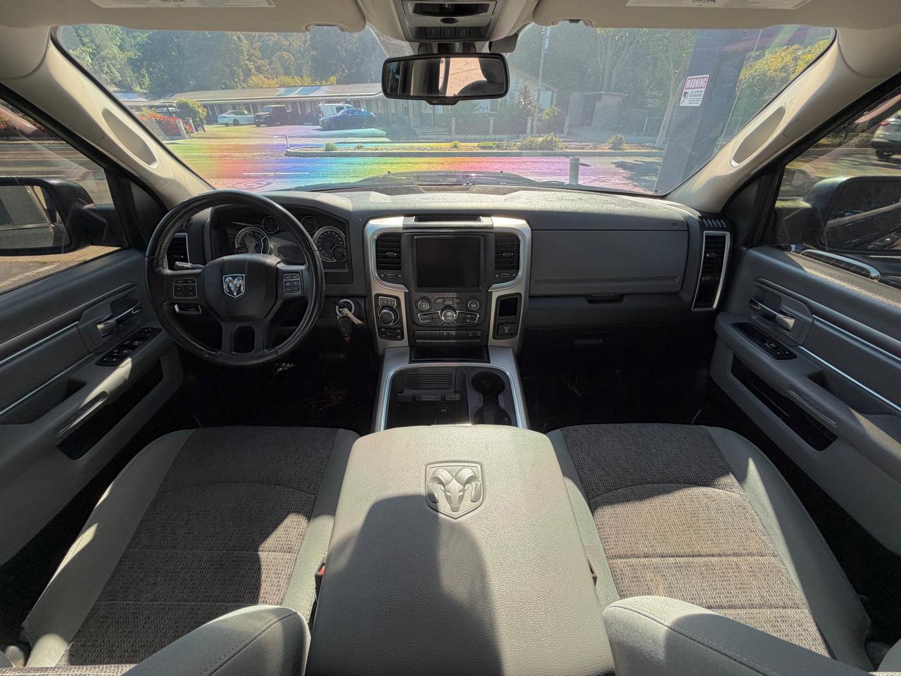 RAM 1500 Big Horn 4x4 Crew Cab 5'7" Box 2018