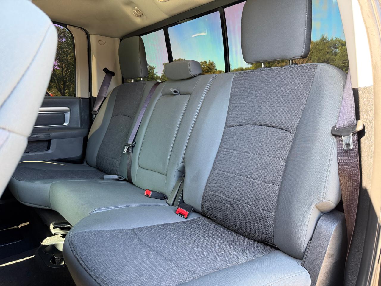 RAM 1500 Big Horn 4x4 Crew Cab 5'7" Box 2018