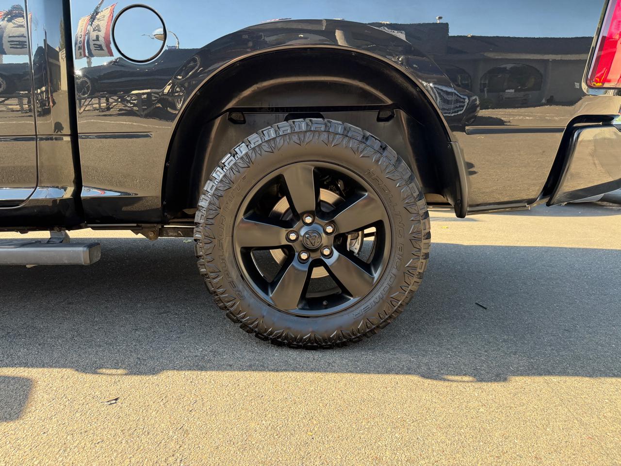 RAM 1500 Big Horn 4x4 Crew Cab 5'7" Box 2018