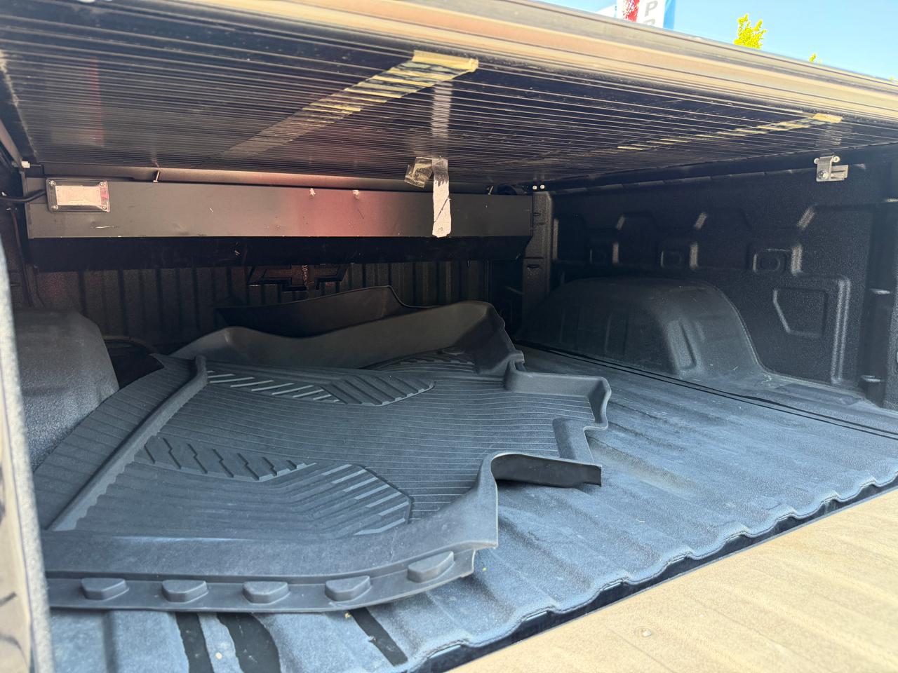Chevrolet Silverado 1500 4WD Crew Cab 147" RST 2020