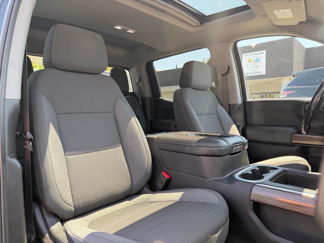 Chevrolet Silverado 1500 4WD Crew Cab 147" RST 2020
