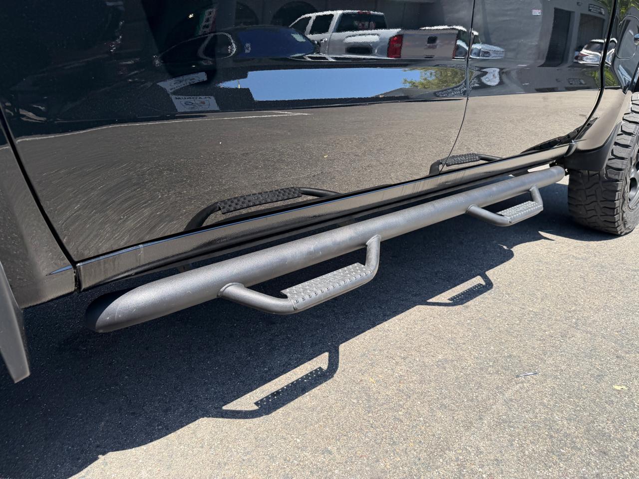 Chevrolet Silverado 1500 4WD Crew Cab 147" RST 2020