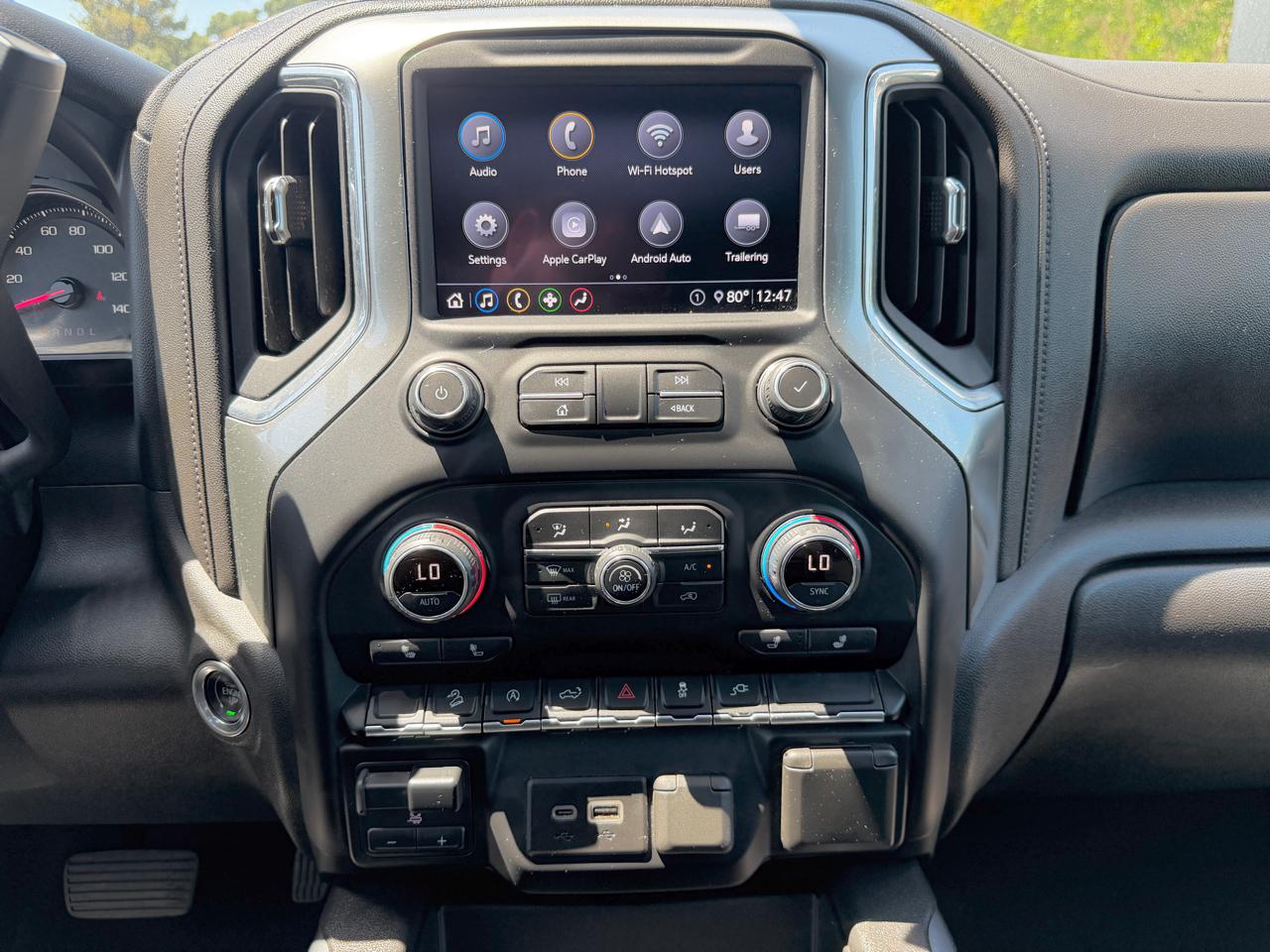 Chevrolet Silverado 1500 4WD Crew Cab 147" RST 2020