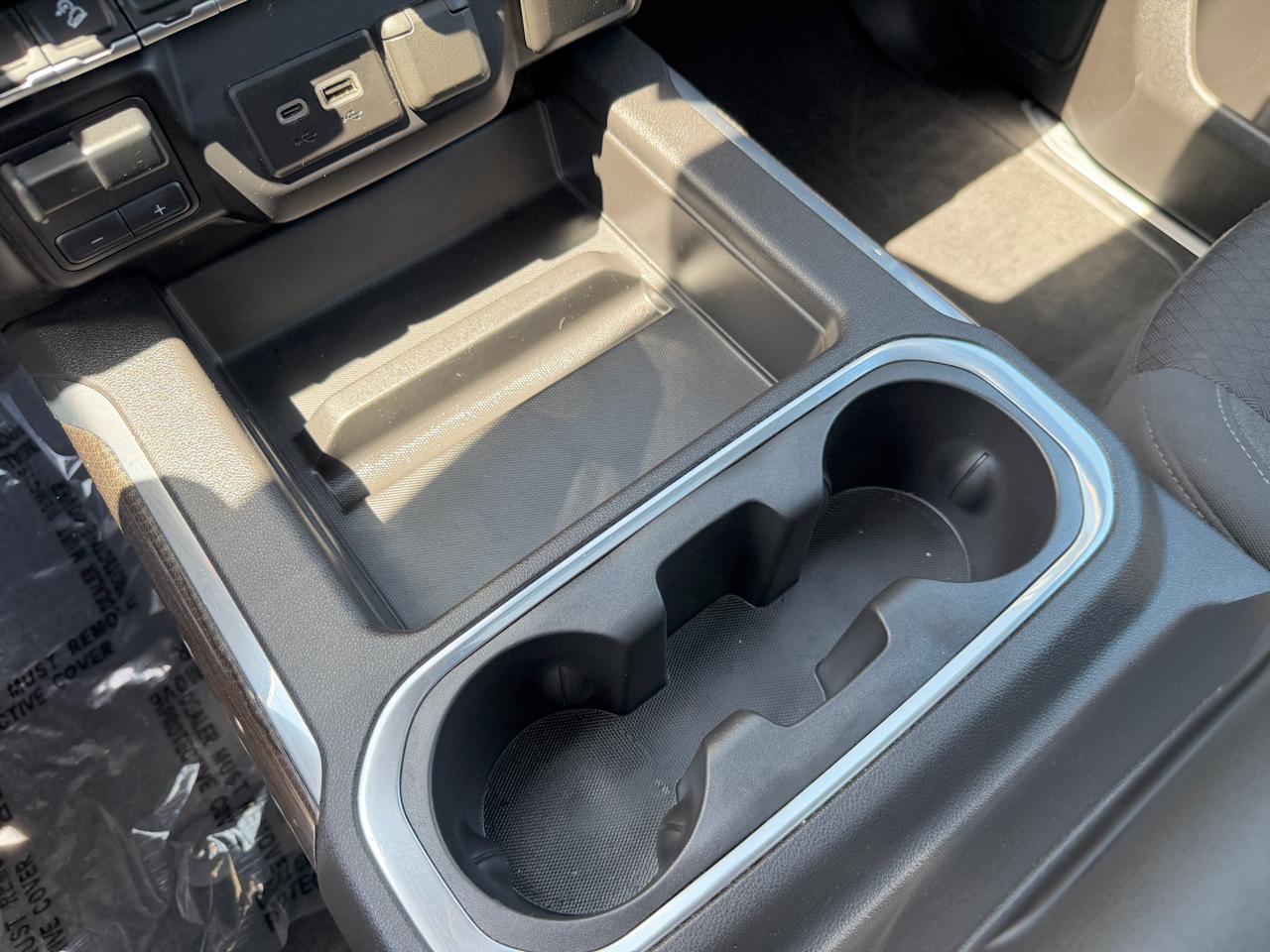 Chevrolet Silverado 1500 4WD Crew Cab 147" RST 2020