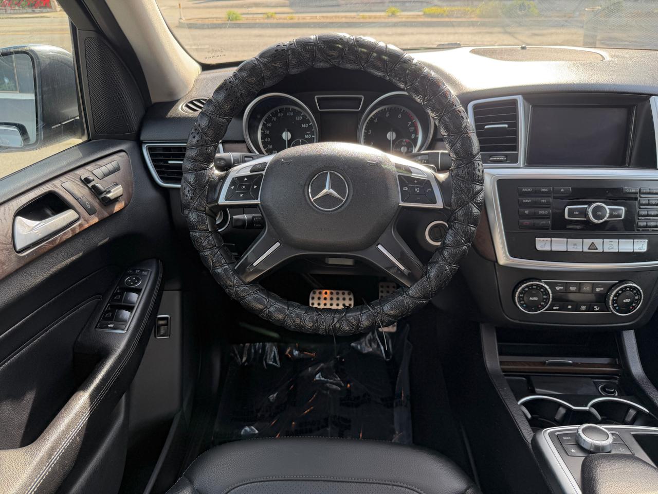 Mercedes-Benz M-Class  2015